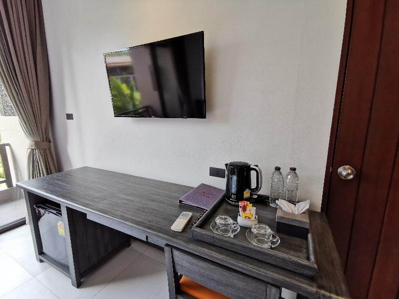 Фото Maehaad Bay Resort