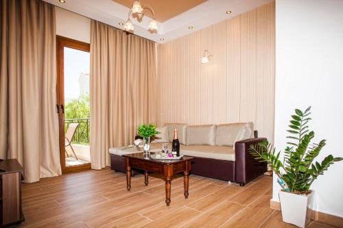 Фото Afroditi Hotel