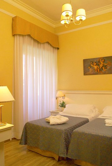 Фото Ambasciatori Place Hotel