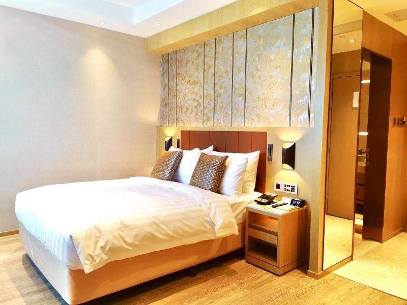 Фото Grand Dragon Hotel