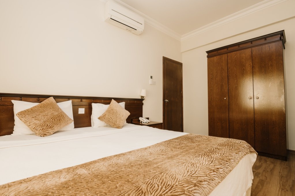 Фото Sammy's Hotel