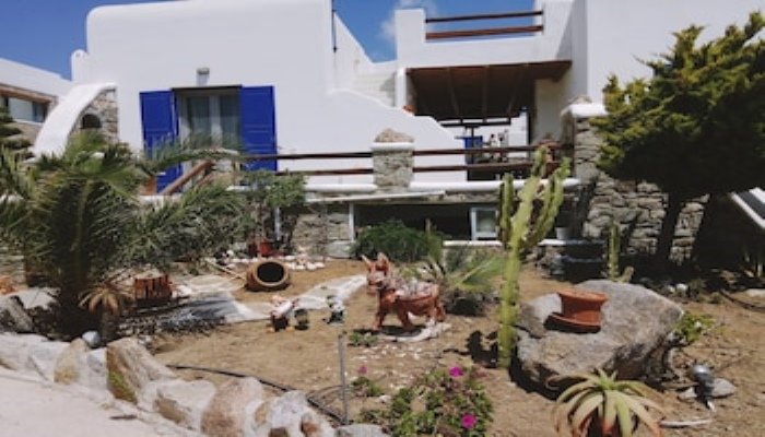 Фото Anemoessa House