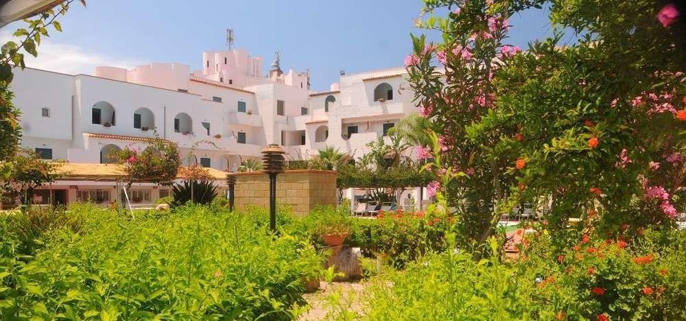 Фото Saracen Sands Hotel and Congress Centre