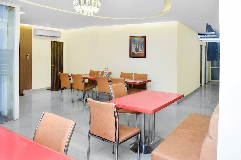 Фото Treebo Trip Metro Inn