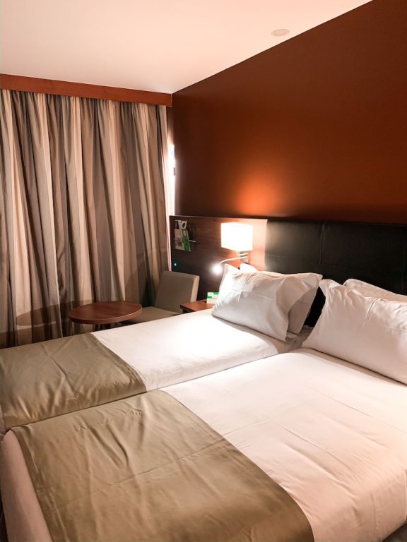 Фото Holiday Inn Cannes