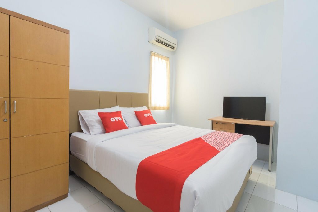 Hotel Super Oyo 2110 Rotterdam Guest House, Earth, photo