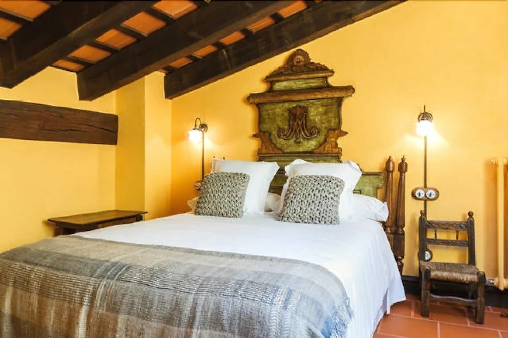 Hotel Mas Pineda, Catalonia, photo