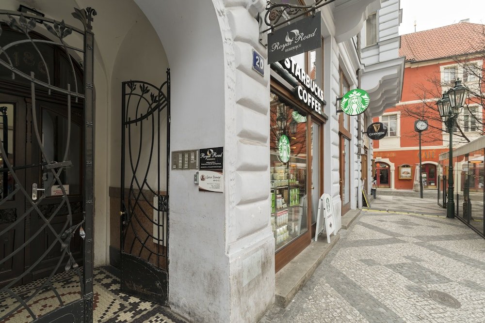 Фото Royal Road Residence