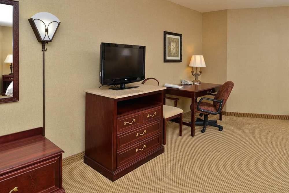 Фото Hampton Inn & Suites Boise-Meridian