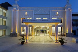 Гостиница Justiniano Deluxe Resort
