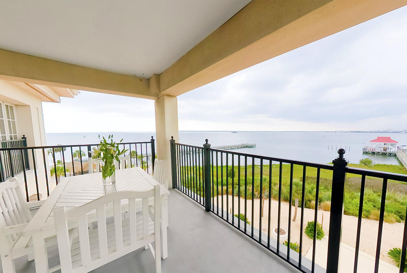 Фото The Beach Club at Charleston Harbor Resort and Marina