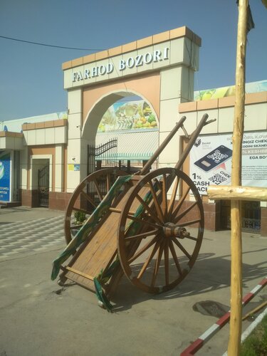 Yoldagi fohisha haydovchini soradi