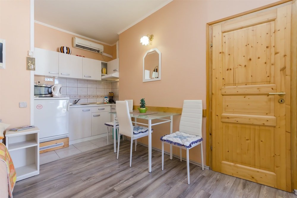 Фото Apartments Vesna