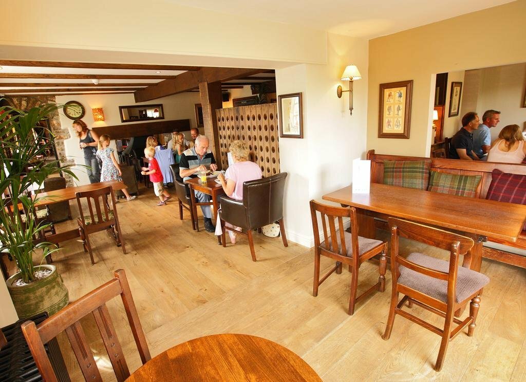 Bar, pub Rose And Crown, Wales, photo