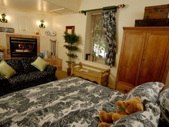 Фото Maison Fleurie, A Four Sisters Inn