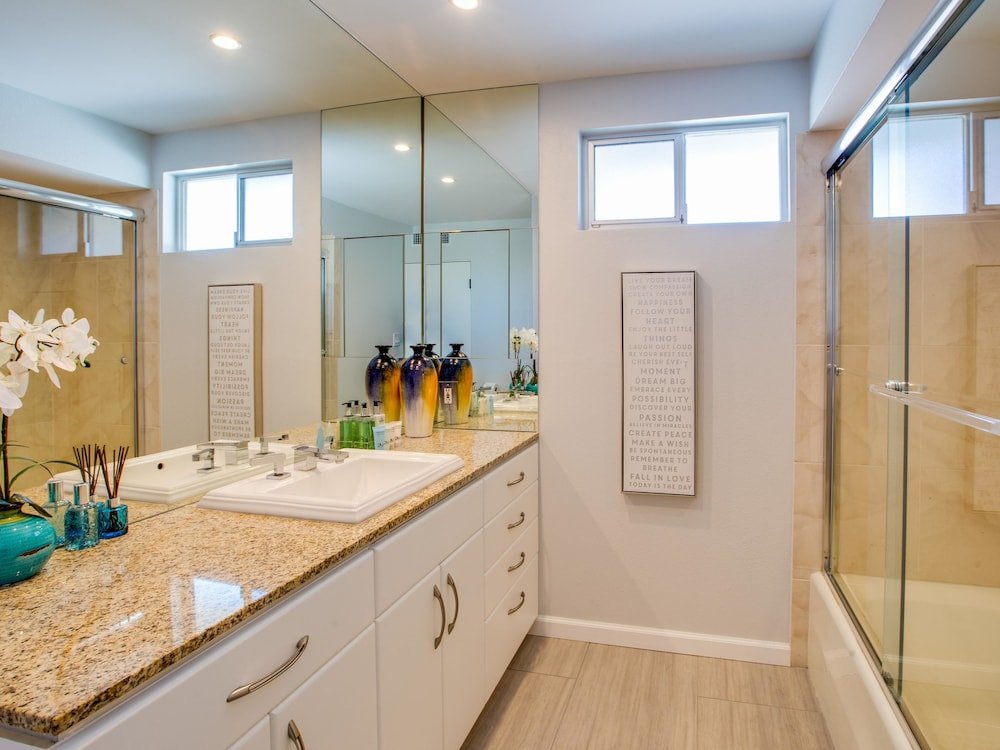 Фото Funtopia in the Canyons Holiday home 3