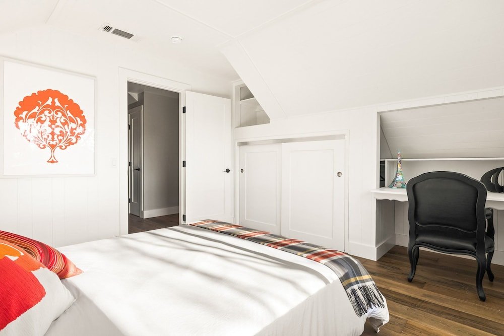 Фото 1349 Cherry Tree Court Home 4 Bedrooms 3 Bathrooms Home