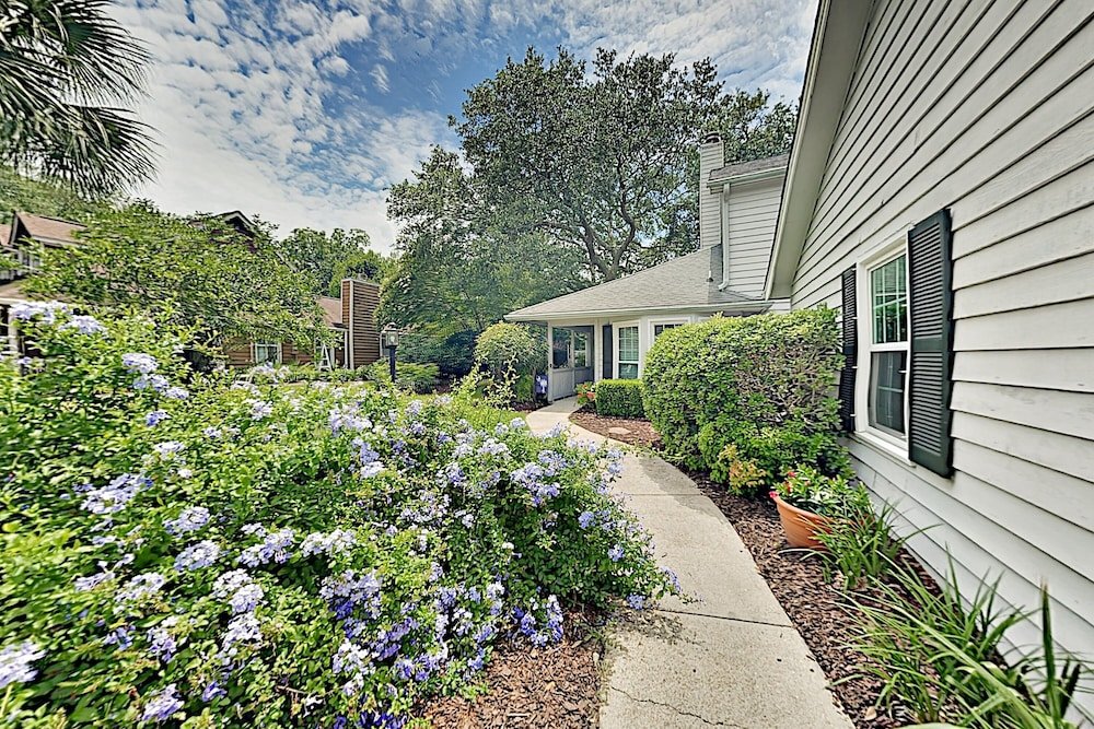 Фото 664 Fox Pond Drive Townhouse 3 Bedrooms 2 Bathrooms Townhouse