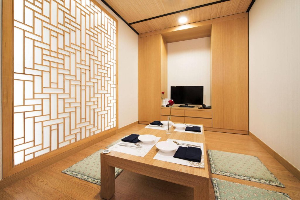 Фото Travelodge Myeongdong City Hall