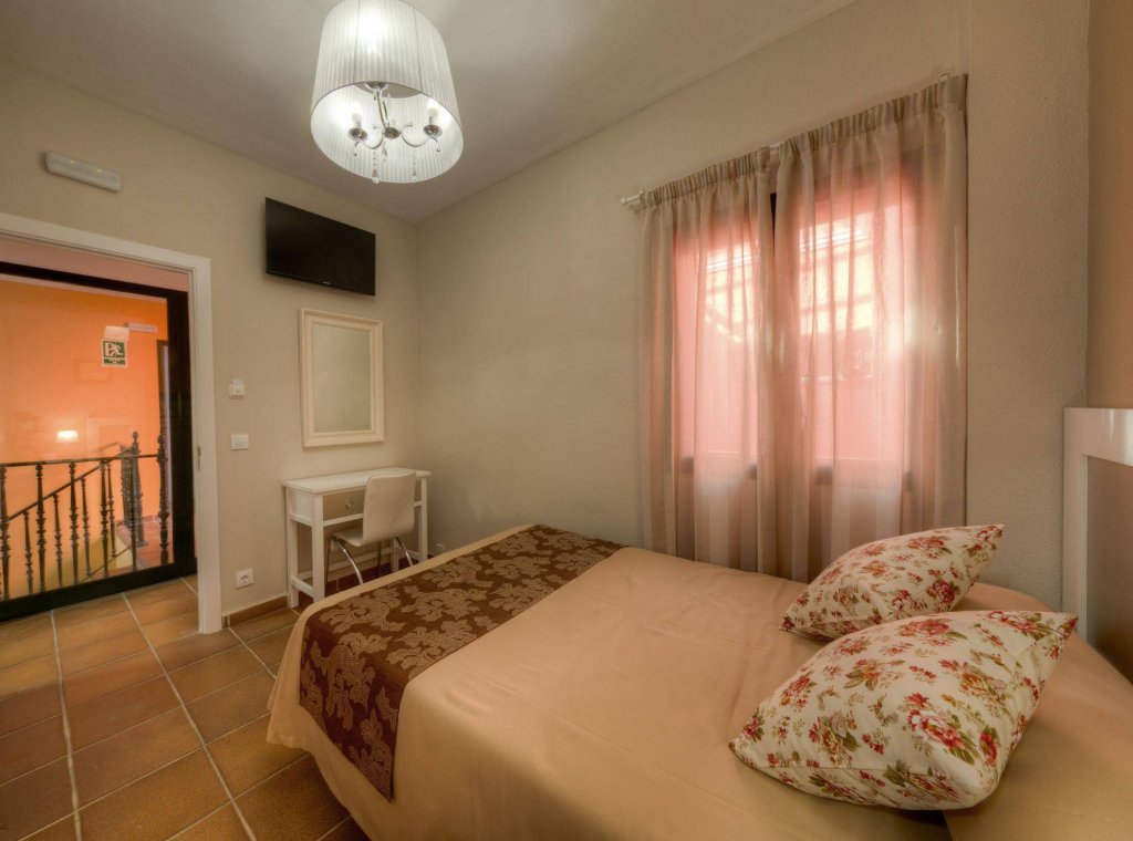 Фото Hotel Doña Lina