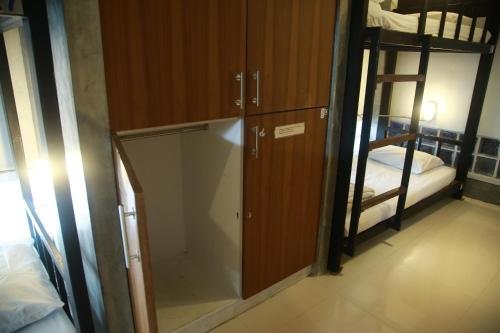 Фото Slumber Party Phi Phi - Hostel