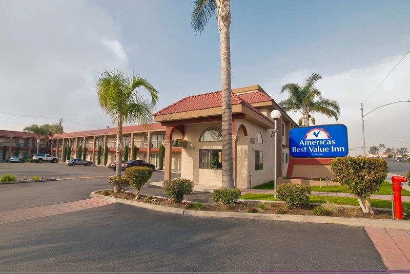 Фото Americas Best Value Inn Rialto