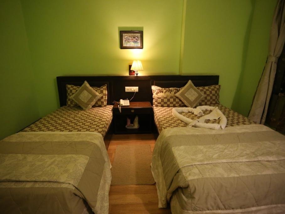 Фото Hotel Ananda Inn