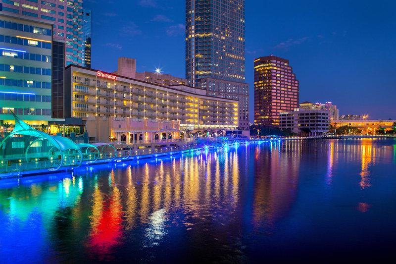 Фото Hotel Tampa Riverwalk