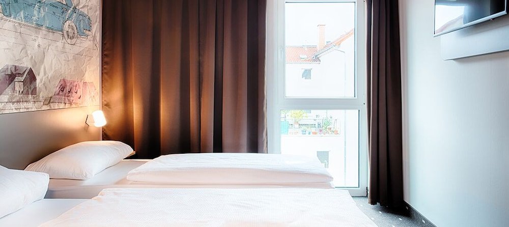 Фото B&b Hotel Eisenach