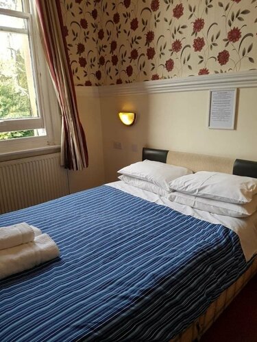 Гостиница The Lismore Hotel в Банбери
