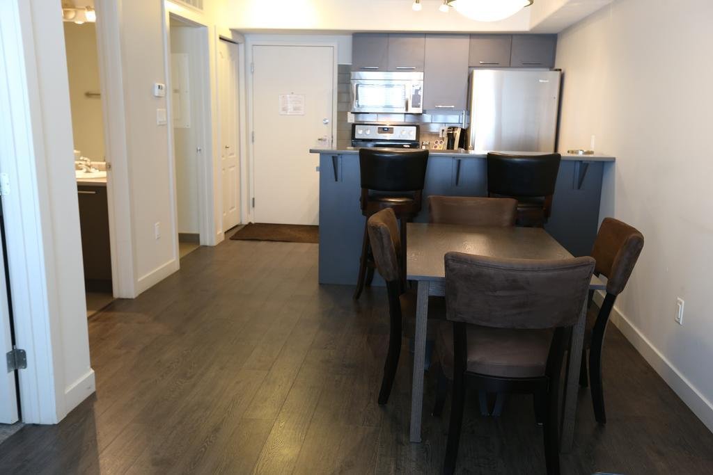 Фото East Village Suites