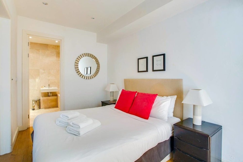 Фото Stunning 1 bed Apartment South Ken/knightsbridge