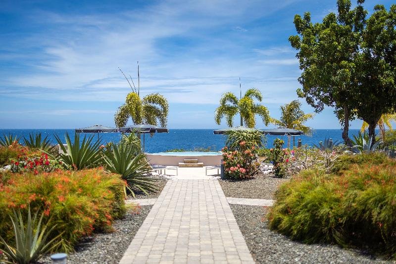 Фото Coral Estate Luxury Resort