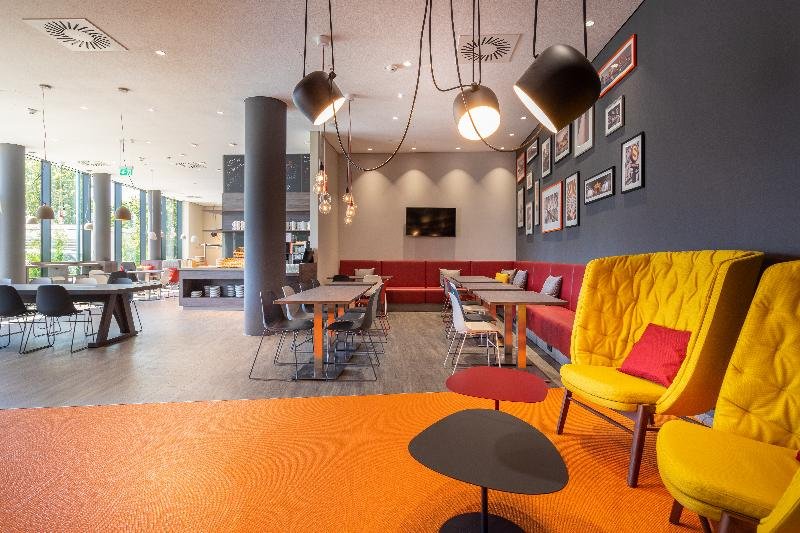 Фото Campanile Duisburg City