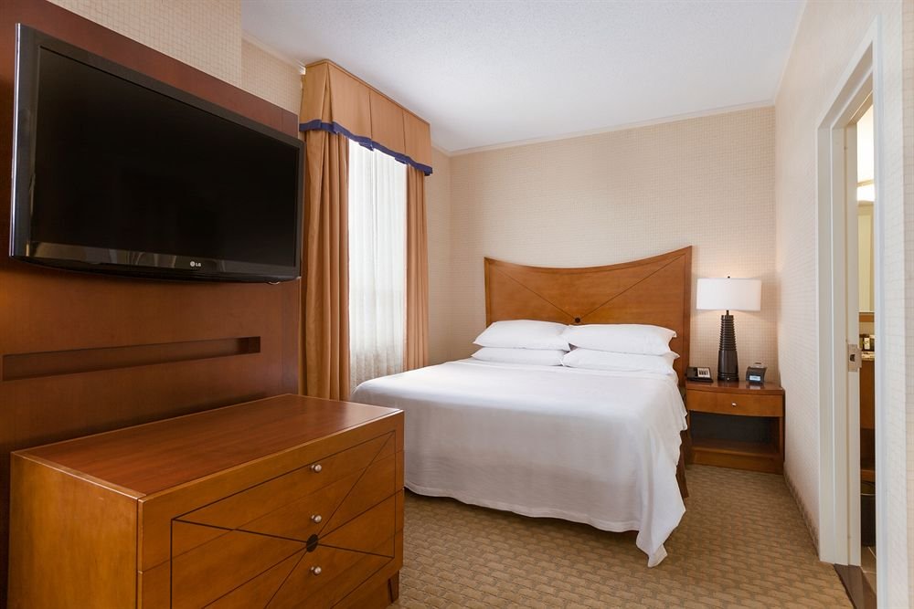 Фото Embassy Suites Baltimore-Downtown