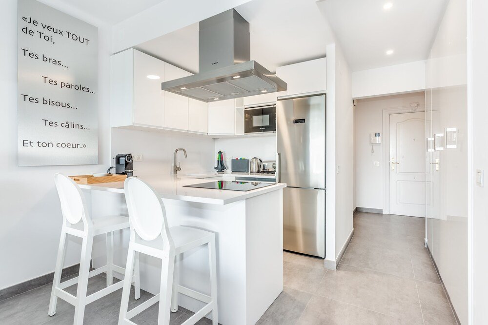 Фото 2-Bedrooms Apartment Puerto Banus-Beach