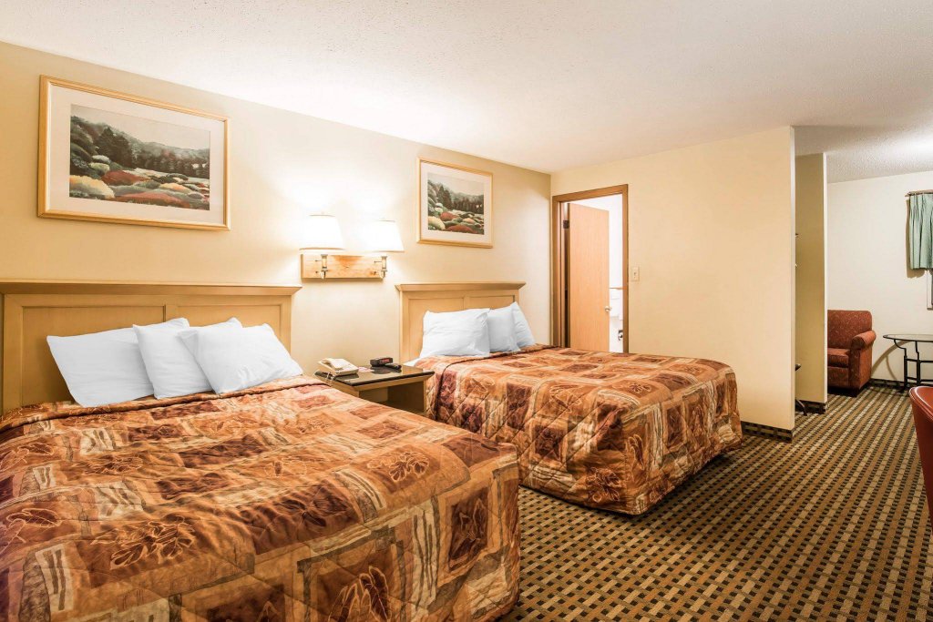 Фото Quality Inn & Suites