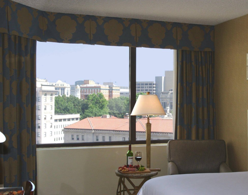 Фото Omni Richmond Hotel