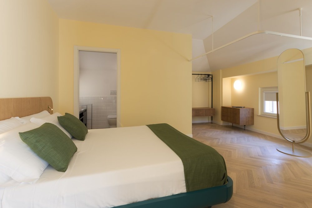 Фото Metropolitan Suites