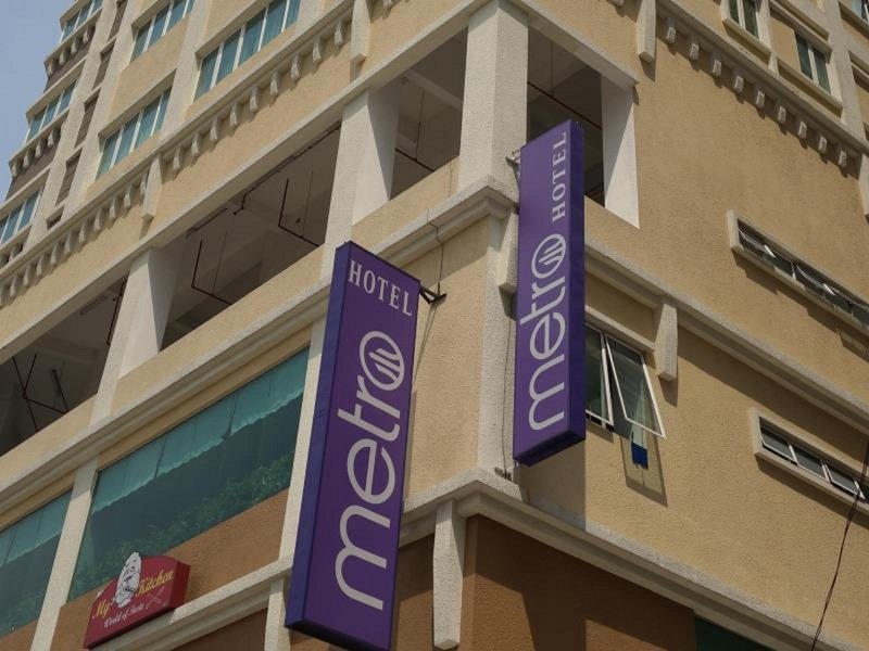 Фото Metro Hotel