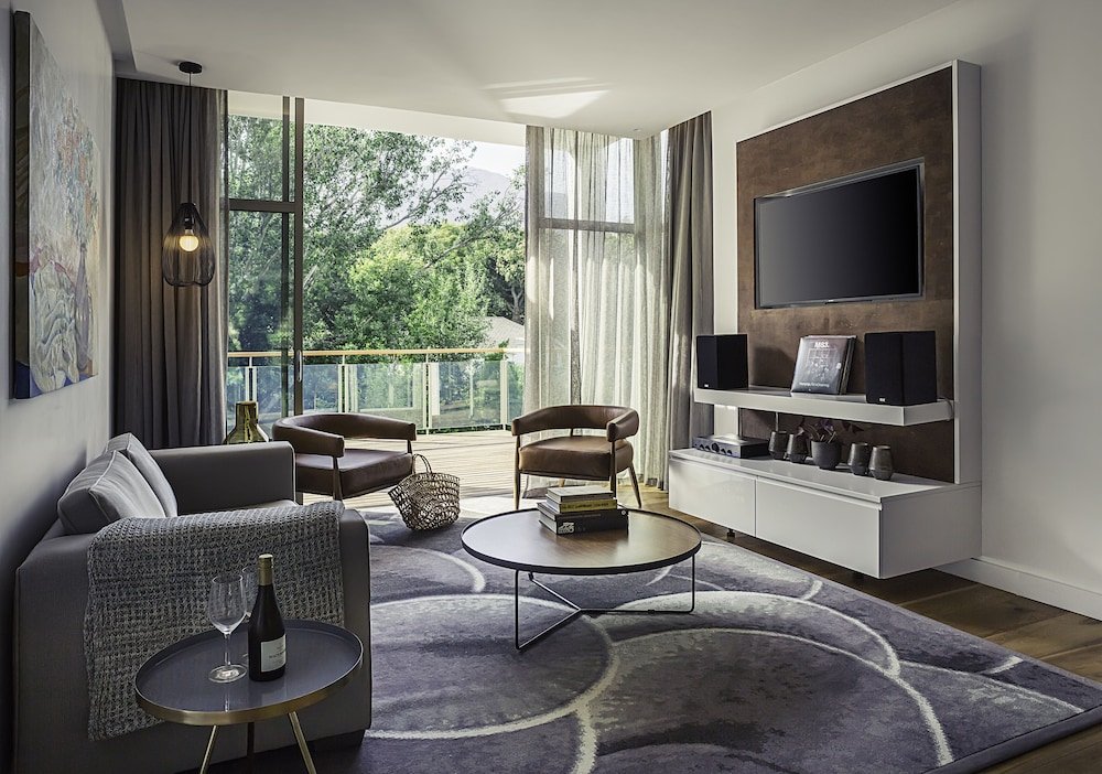 Фото Vineyard Hotel