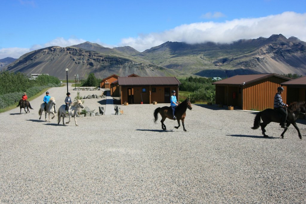 Фото Arnanes Country Hotel