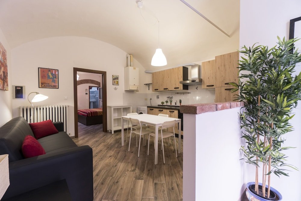 Фото House under the Towers