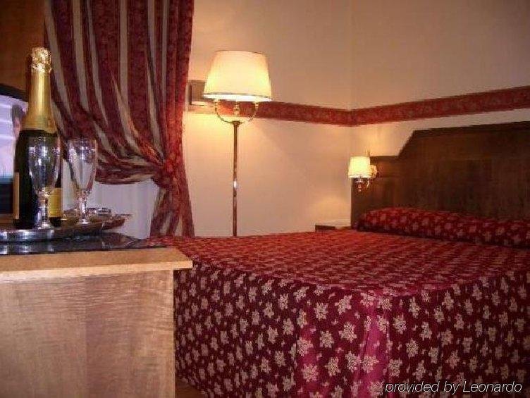 Фото Hotel Gabriella