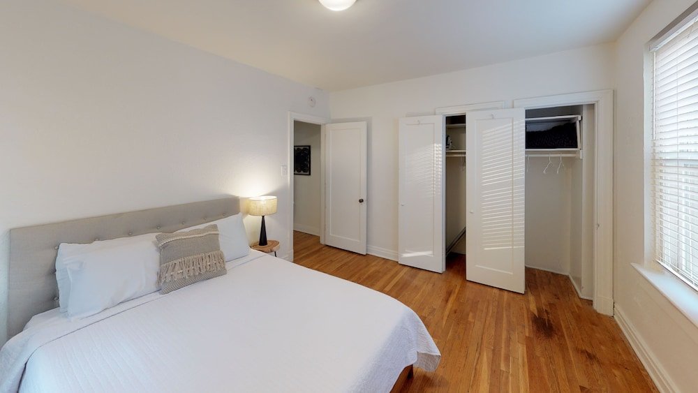 Фото The Lee ApartaHotel