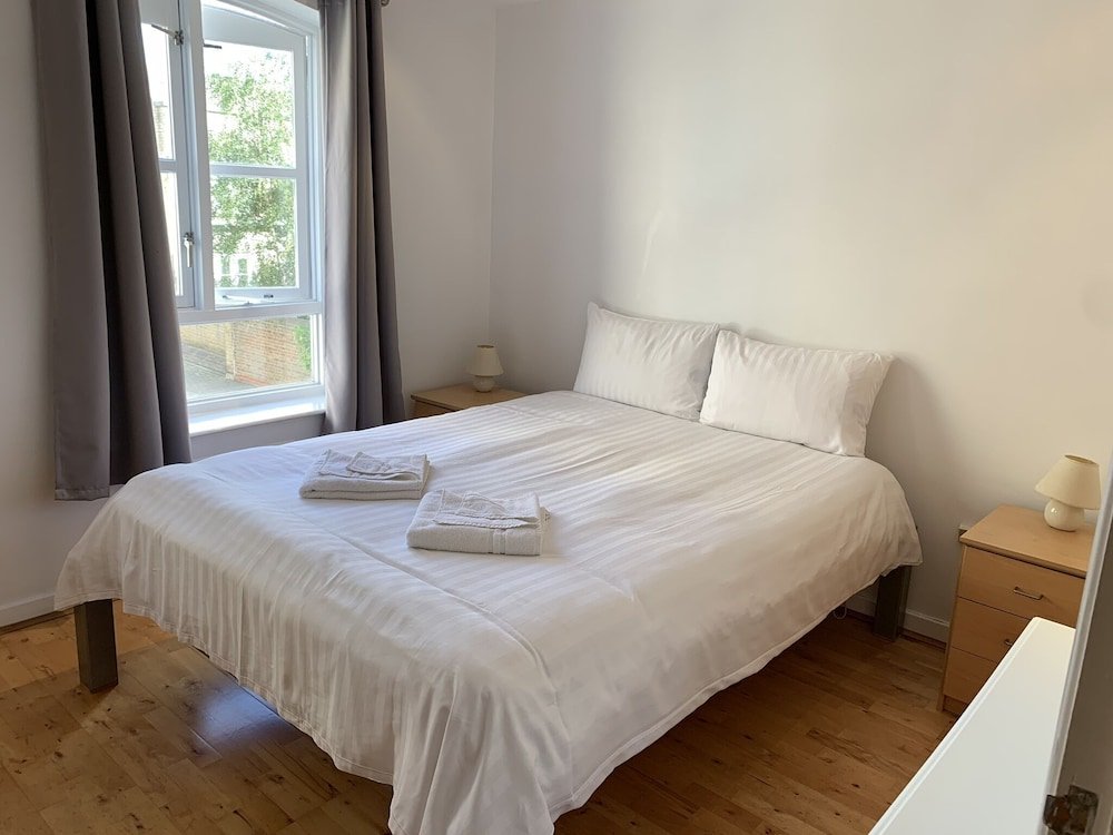 Фото The Suites- St Pancras Hotel Group