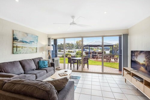 Гостиница Sails Luxury Apartments Merimbula