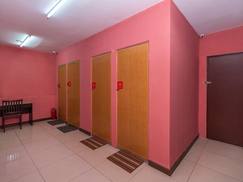 Фото Oyo 216 La Viva Hotel