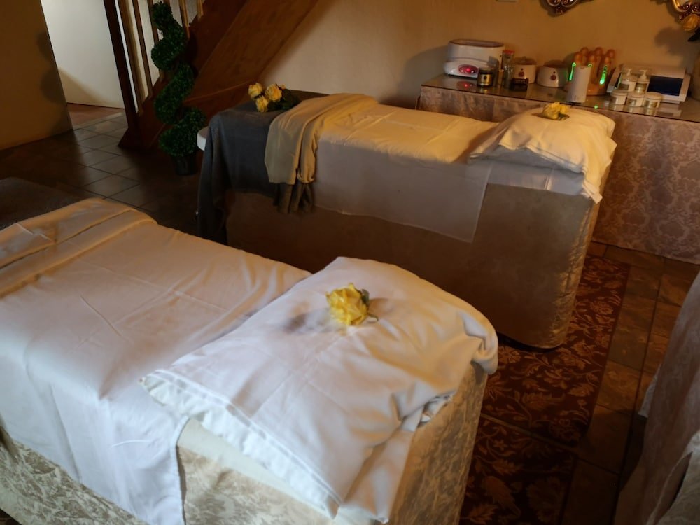 Фото Gooderson Monks Cowl Golf Resort