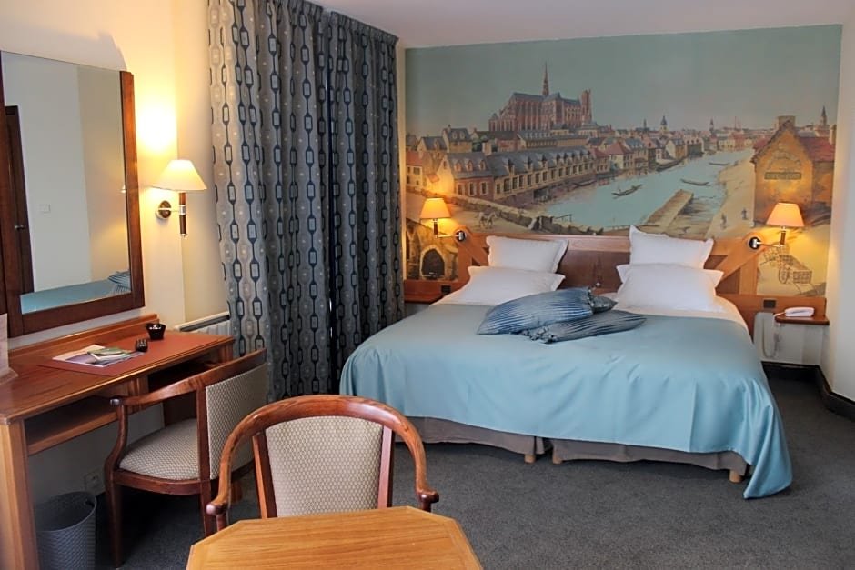 Фото отеля 2